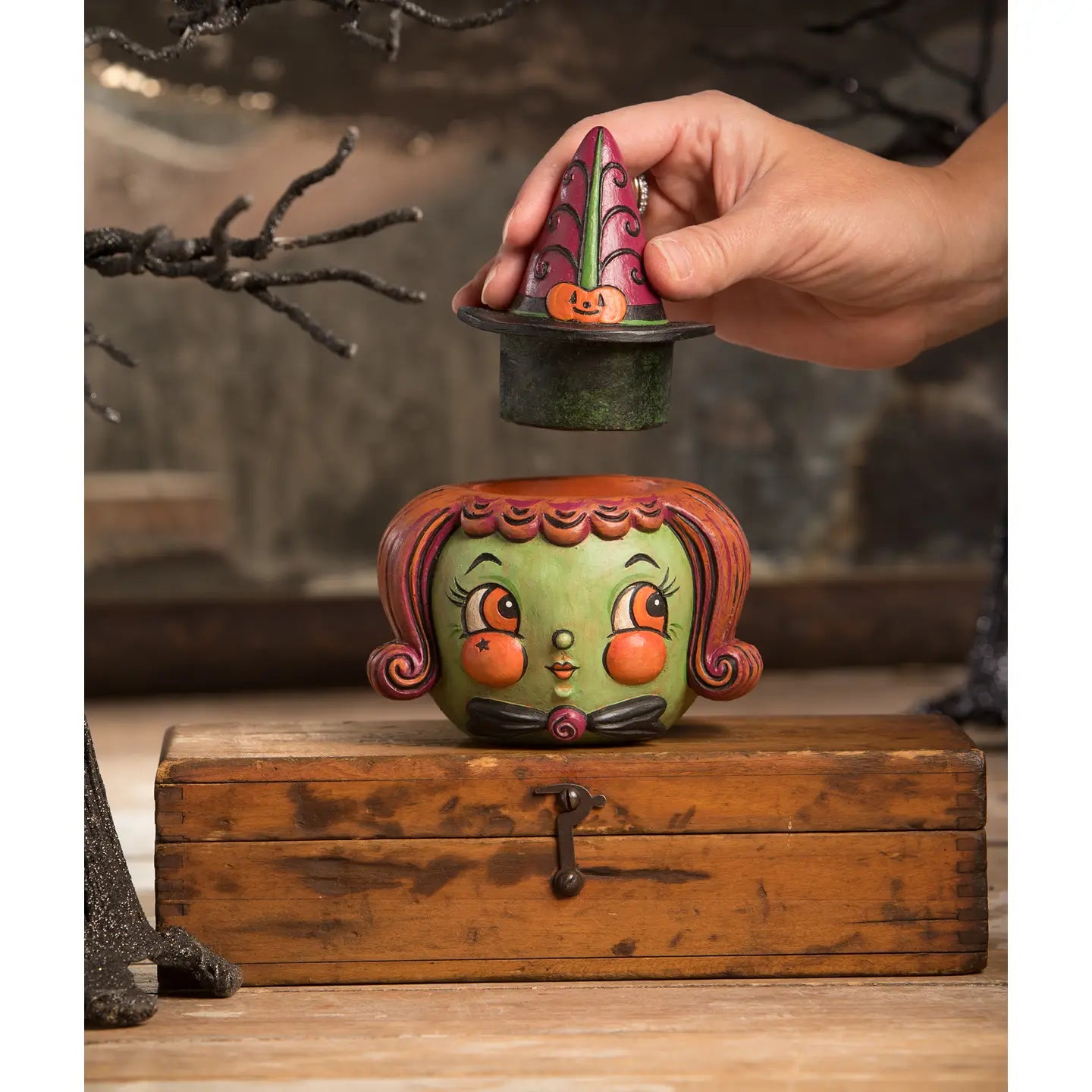 Decorative Halloween-themed figurine Hagatha Head Johanna Parker vintage collectible