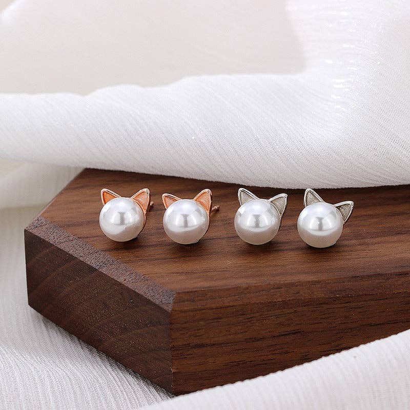Dainty Cute Cat Pearl Stud Earrings in 925 Sterling Silver: Rose gold