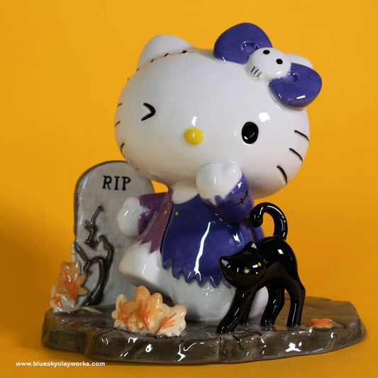 Hello Kitty RIP Halloween Figurine